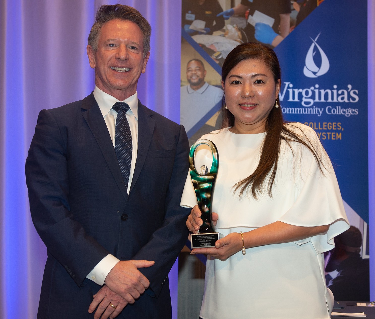 HE AWARDS 2025 Dore M.Malone